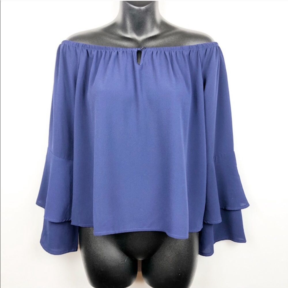 🍀4/$10 Olive + Oak Navy Blue Flowy Blouse
